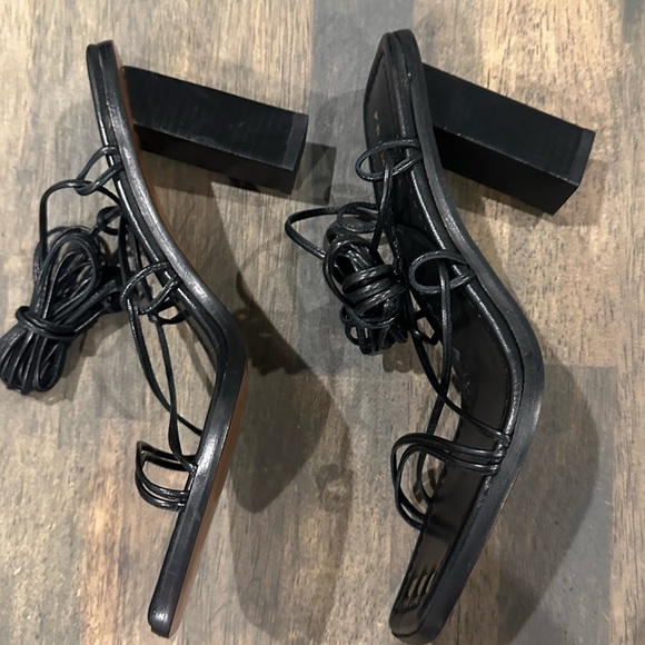 Frame Le Doheny Ankle Strap Heel NWOT Size 37.5 - Picture 6 of 7